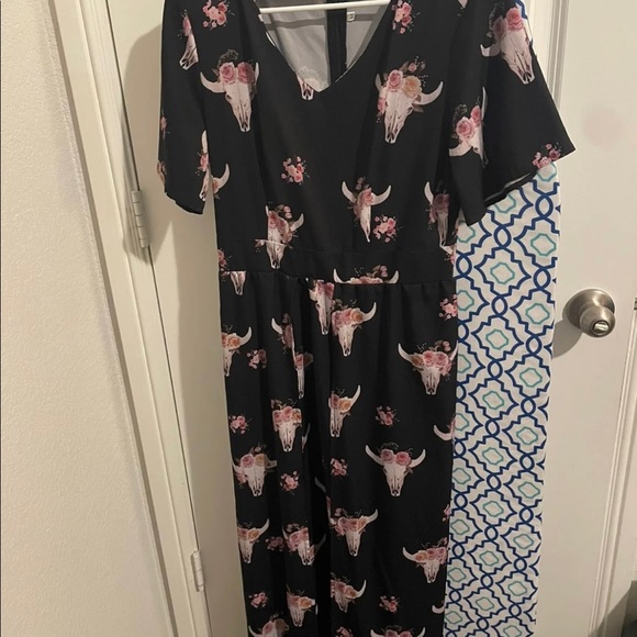 Floral Cowhead Dress - Picture 1 of 4